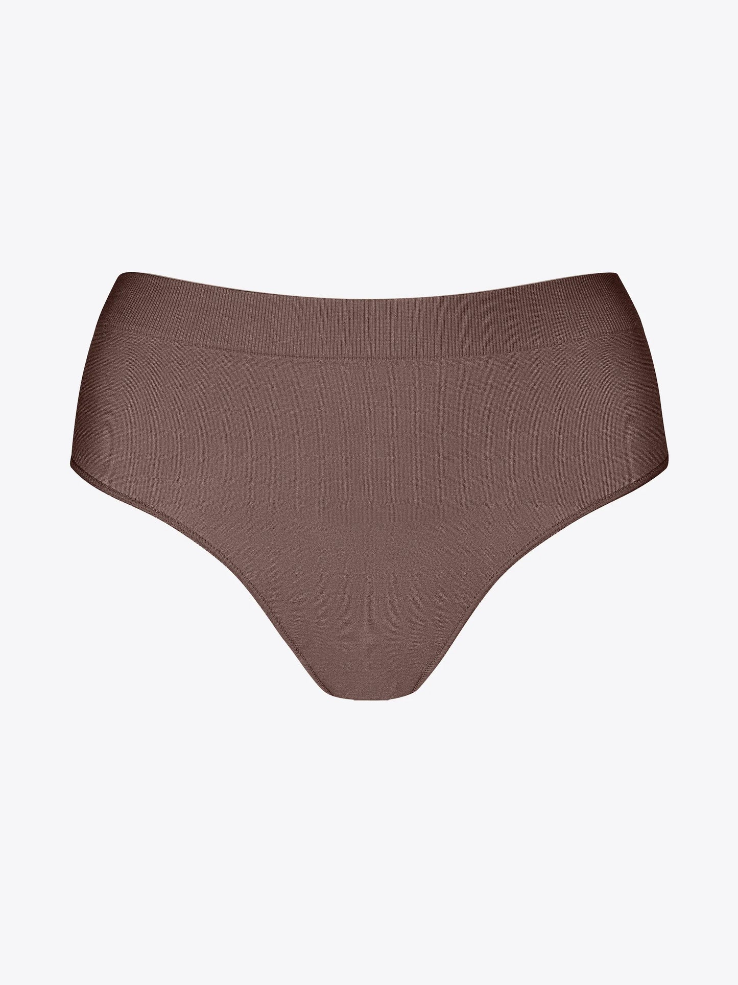 Pruunid kõrged hipster stringid