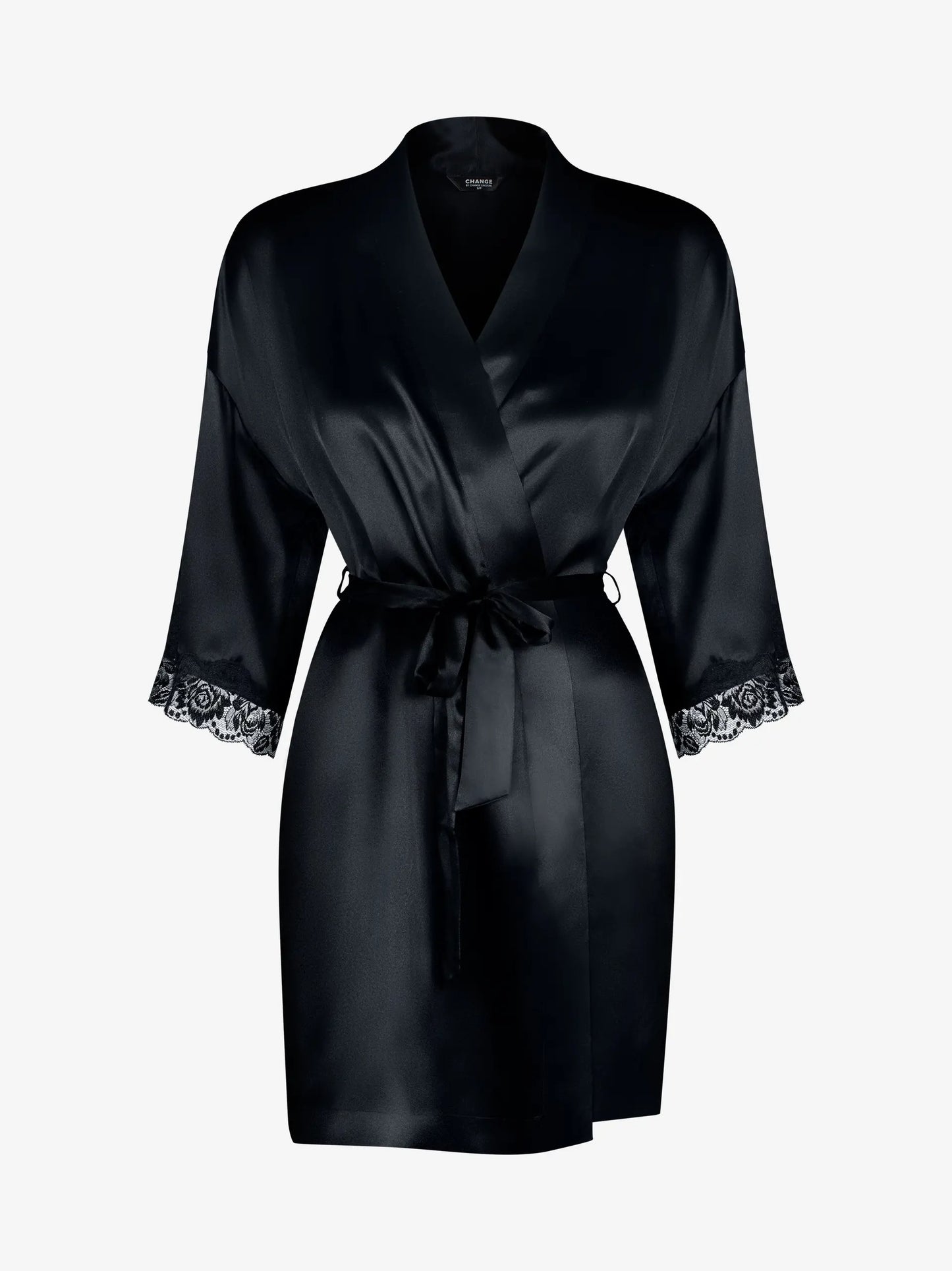 Musta värvi siidist hommikumantel