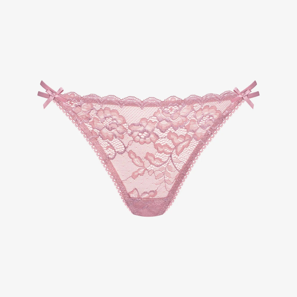 Roosad Dawn string mini aluspüksid