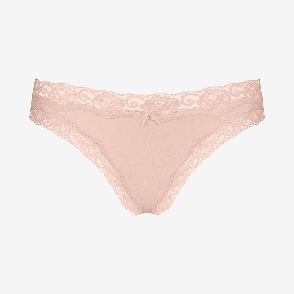 Nahavärvi stringid